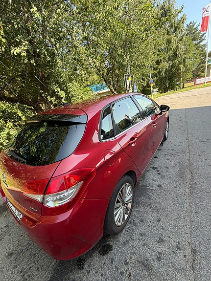 Citroen C4 2 of 12