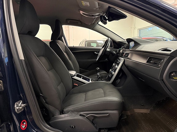 Volvo XC70 6 of 21