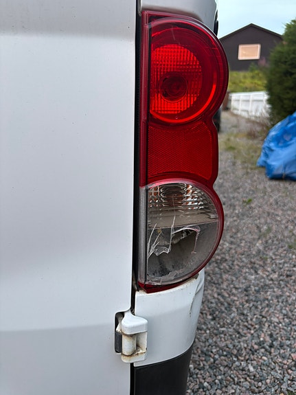 Nissan NV200 7 of 9