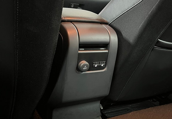 Volvo V60 14 of 14