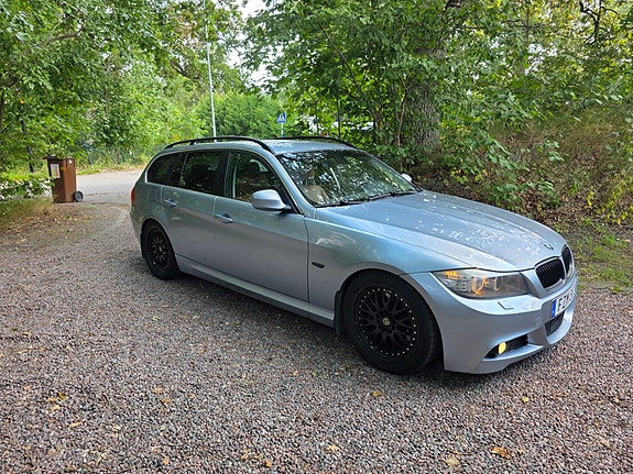 BMW 325d 5 of 7