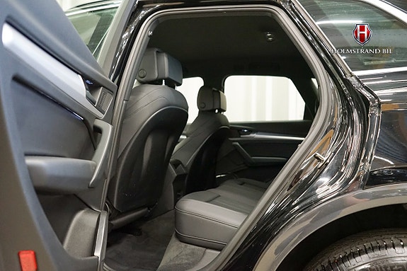 Audi Q5 10 of 19
