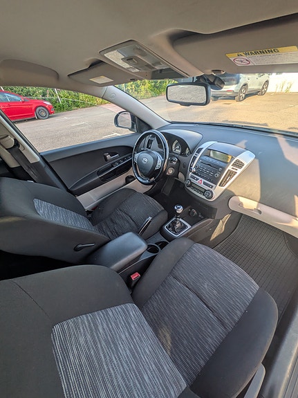 Kia Ceed 4 of 8