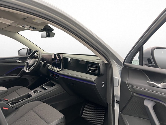 Volkswagen Tiguan 15 of 28