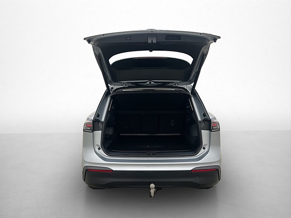 Volkswagen Tiguan 17 of 28