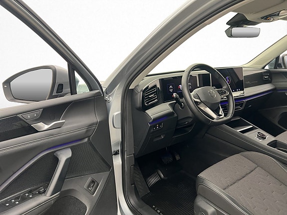 Volkswagen Tiguan 11 of 28