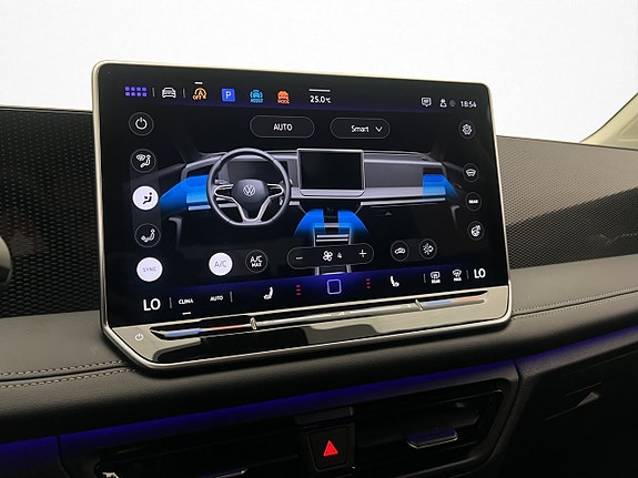 Volkswagen Tiguan 25 of 28