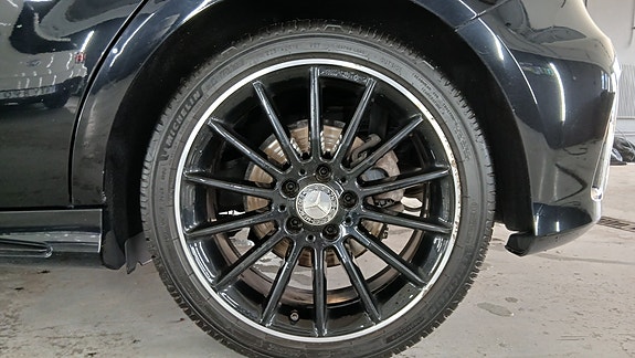 Mercedes-Benz A180 9 of 15