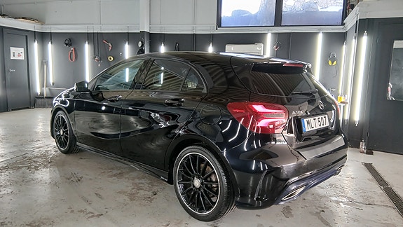 Mercedes-Benz A180 6 of 15