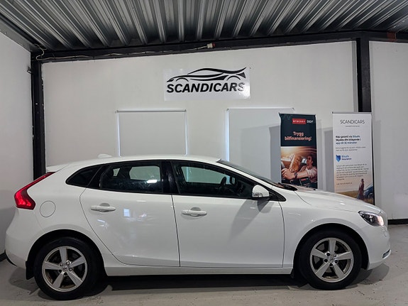 Volvo V40 5 of 30
