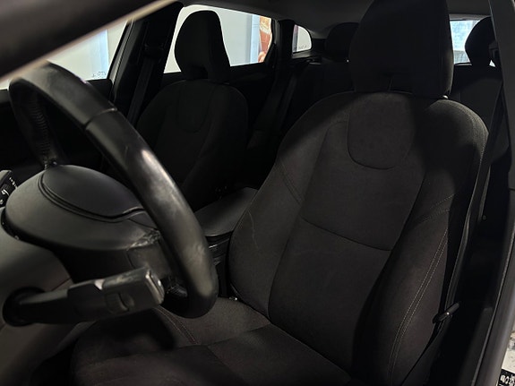 Volvo V40 23 of 30
