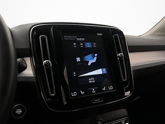 Volvo XC40 23 of 27