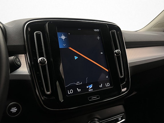 Volvo XC40 19 of 27