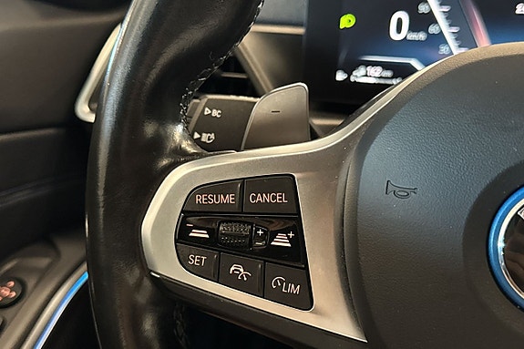 BMW 330e 19 of 30