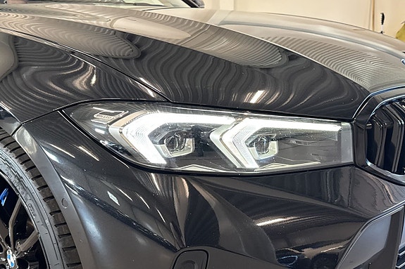 BMW 330e 11 of 30
