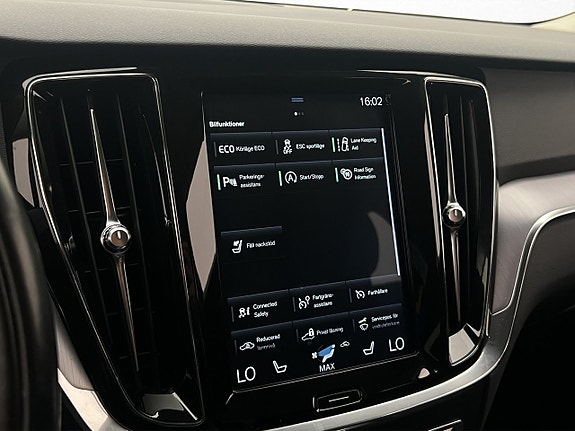Volvo V60 19 of 30