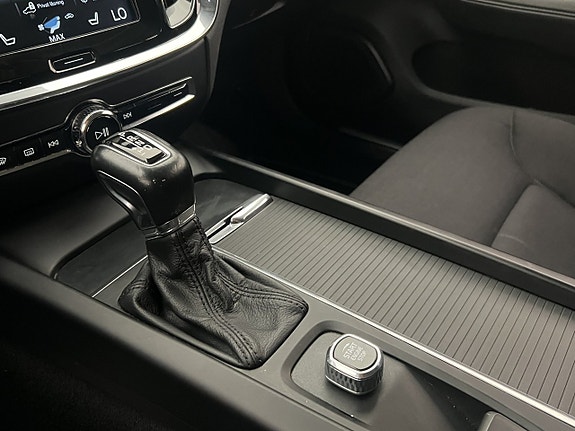 Volvo V60 26 of 30