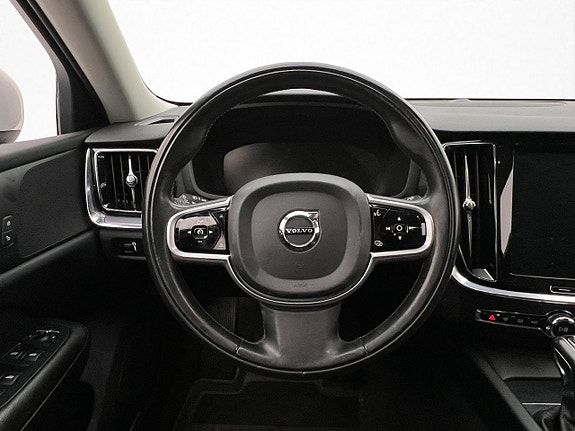 Volvo V60 10 of 30