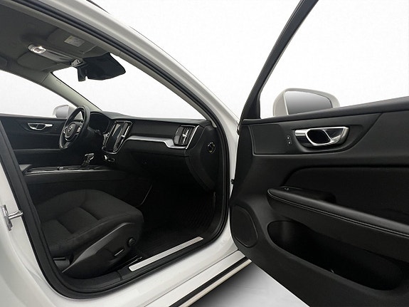 Volvo V60 12 of 30