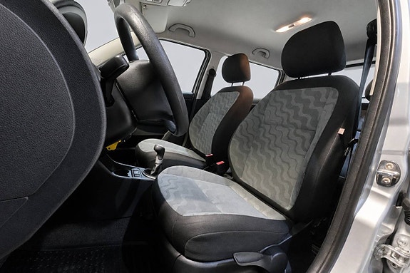 Skoda Fabia 13 of 26