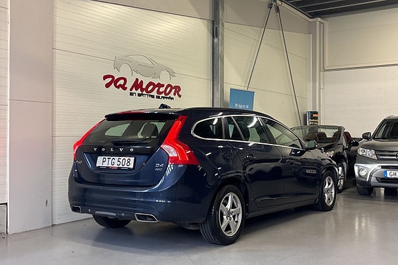 Volvo V60 5 of 23