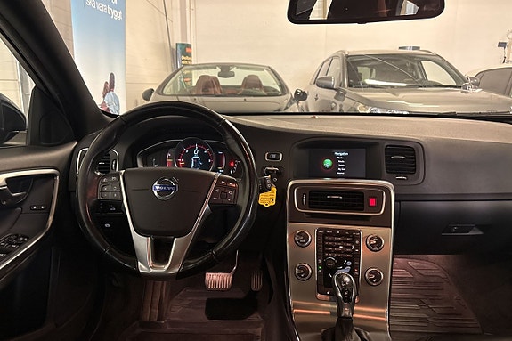 Volvo V60 16 of 23