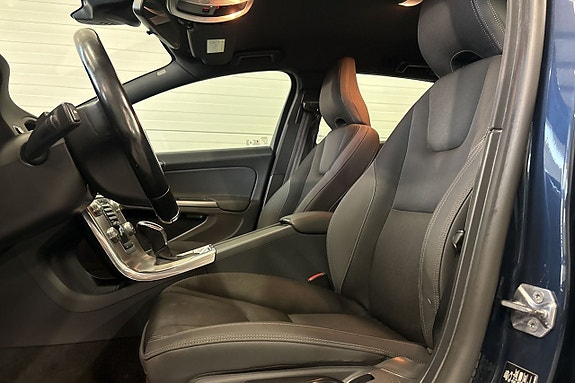 Volvo V60 22 of 23