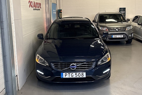 Volvo V60 4 of 23