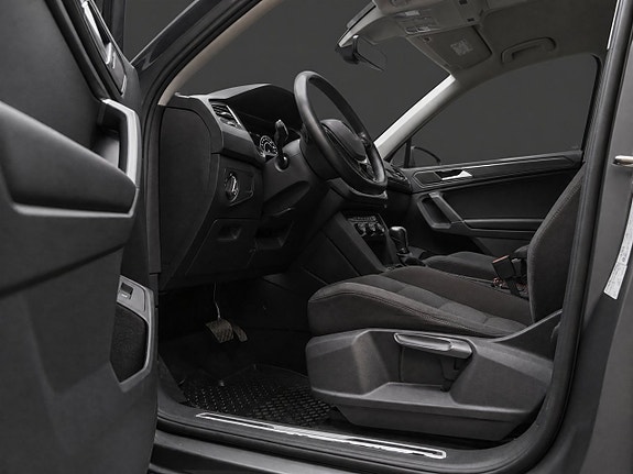 Volkswagen Tiguan Allspace 7 of 25