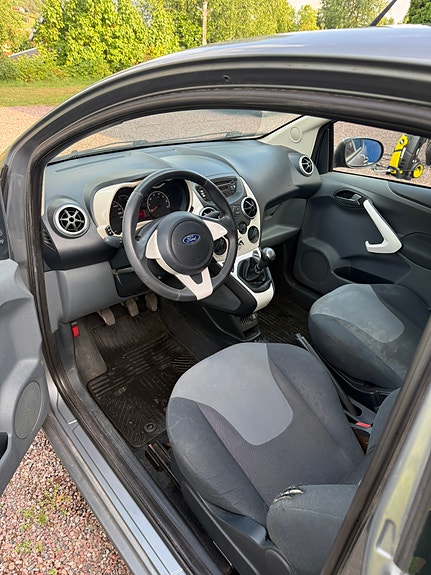 Ford Ka 6 of 7