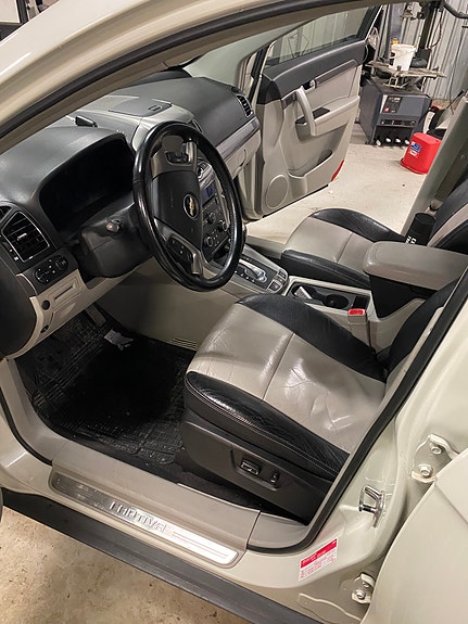 Chevrolet Captiva 2 of 5