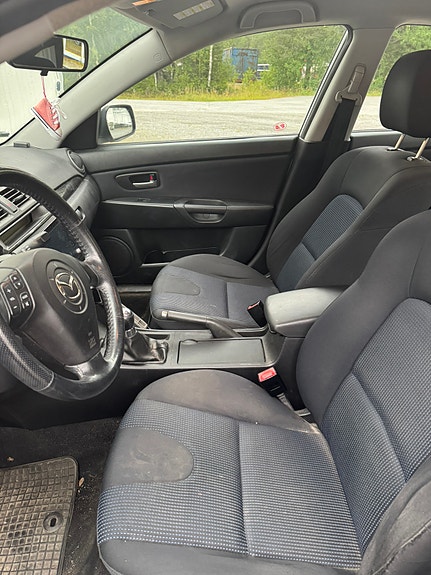 Mazda 3 3 of 5
