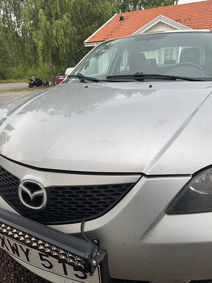 Mazda 3 2 of 5