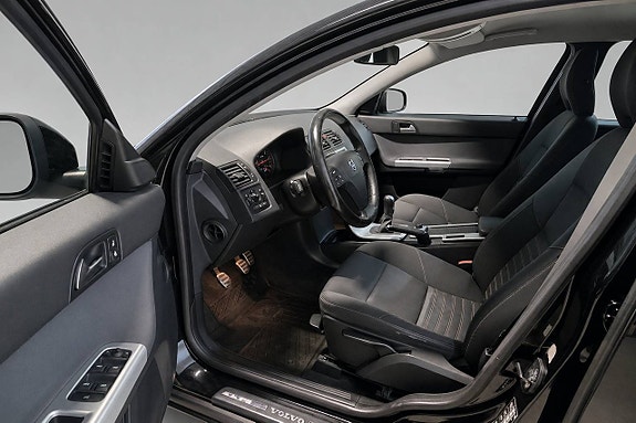 Volvo V50 12 of 26