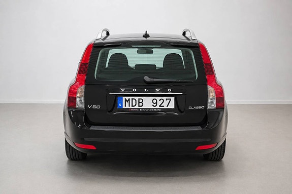 Volvo V50 7 of 26