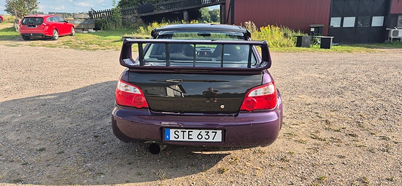 Subaru Impreza 5 of 10