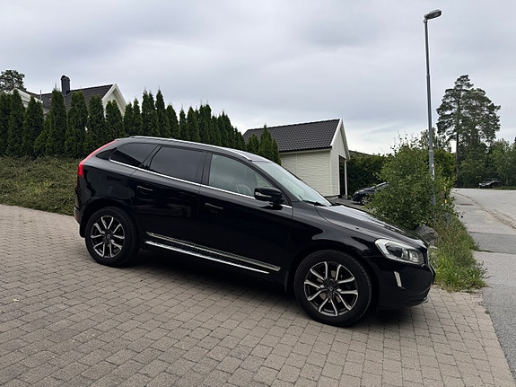 Volvo XC60 7 of 11