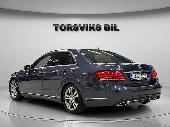 Mercedes-Benz E220 4 of 21