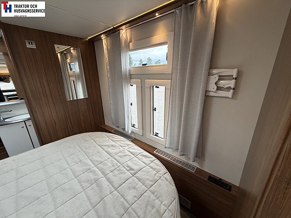 Polar 650 Customized BQD Stortoa och Queenbed -23 13 of 21