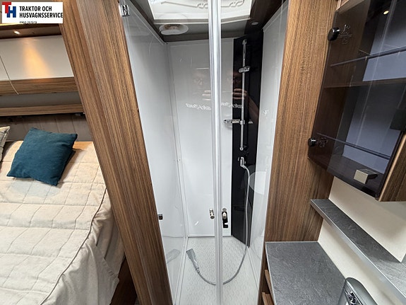 Polar 650 Customized BQD Stortoa och Queenbed -23 19 of 21