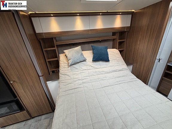 Polar 650 Customized BQD Stortoa och Queenbed -23 16 of 21