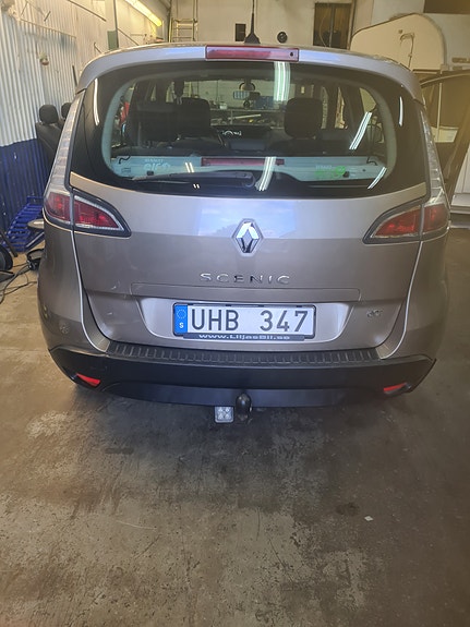 Renault Scenic III 16 of 16