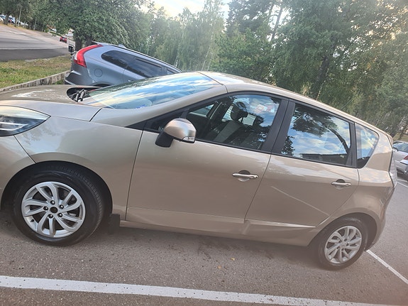 Renault Scenic III 15 of 16