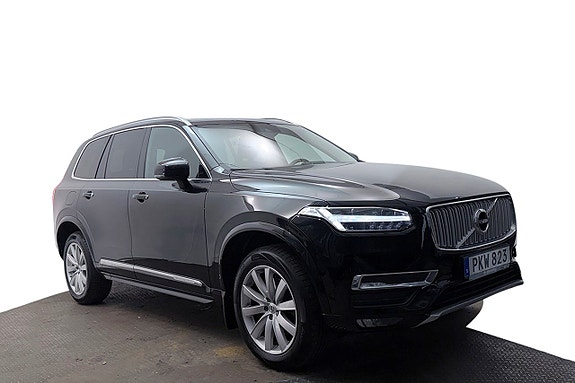 Volvo XC90 4 of 30