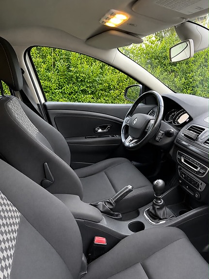 Renault Megane III 5 of 6