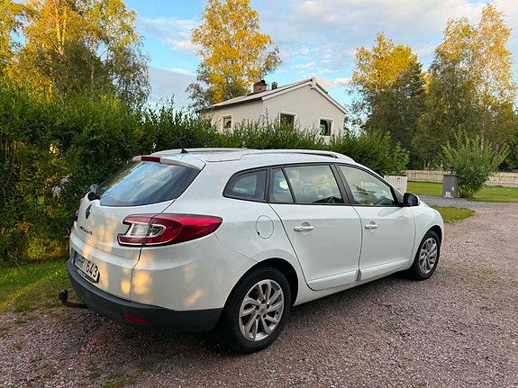 Renault Megane III 3 of 6
