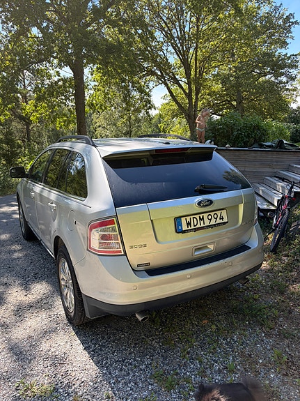 Ford Edge 3 of 5