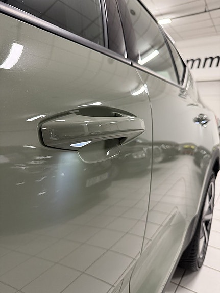 Volvo XC40 14 of 20