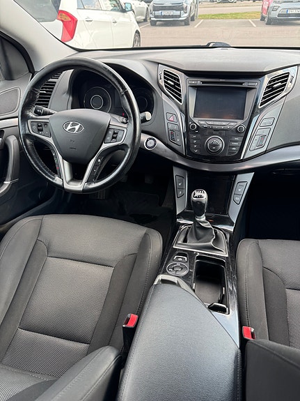Hyundai i40 5 of 15