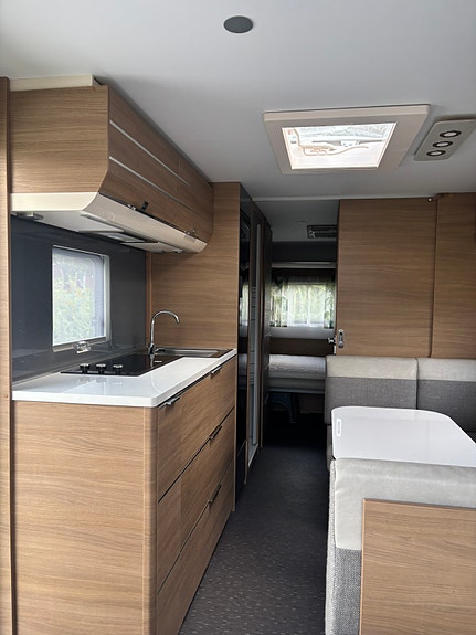 Adria Adora 673pk ac, mover, tält. 5 of 14